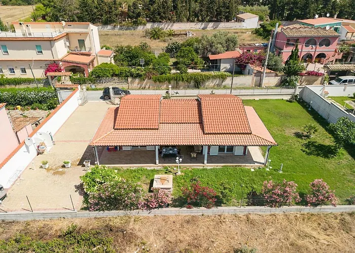 Villa Lunu