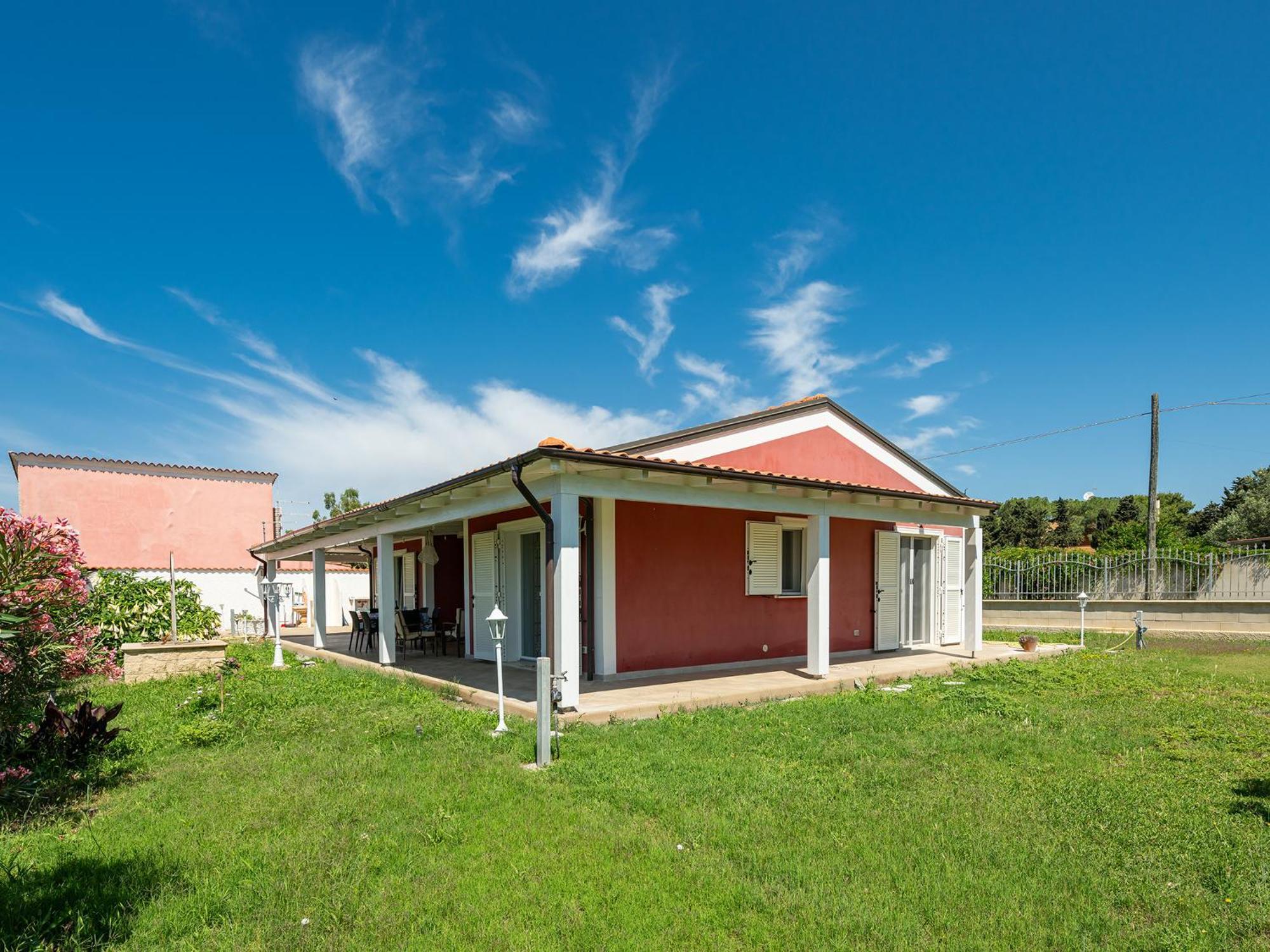Villa Lunu *